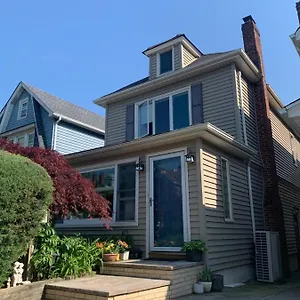 https://private-house-in-flushing.us-newyorkcity.com