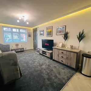 https://the-annex-a-cosy-fully-self-contained-apartment.cambridgehotelsuk.com