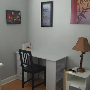 https://single-room-with-personal-washroom-and-kitchen-for-solo.niagara-fallshotels.com
